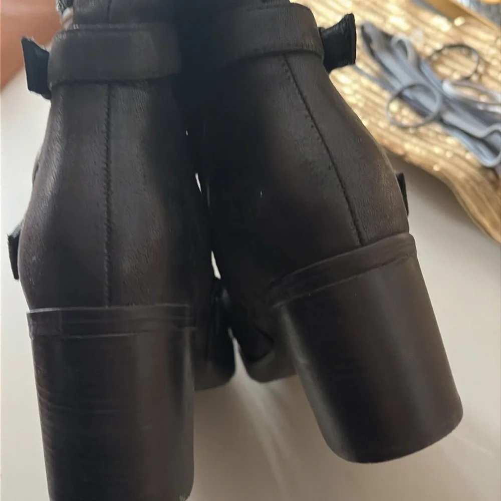Bare Traps women's boots size 6.5M - Picture 6 of 10
